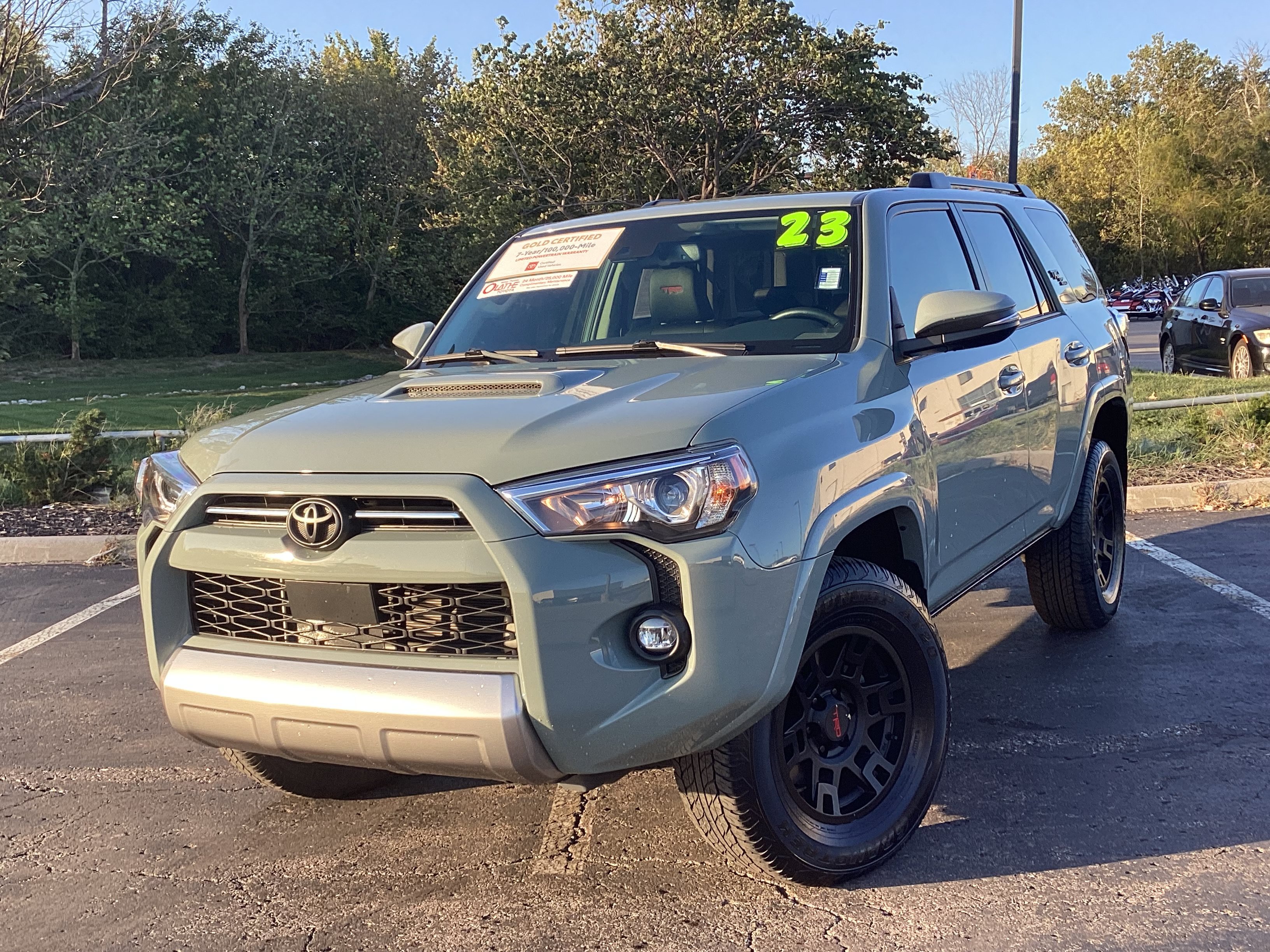 Certified 2023 Toyota 4Runner TRD Off-Road Premium w/ Moonroof Package AWD/4WD image 2