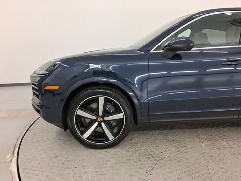 Used 2026 Porsche Cayenne Coupe AWD/4WD image 21