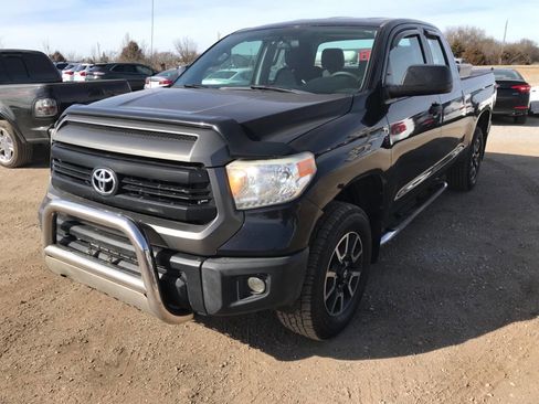 Used 2014 Toyota Tundra SR image 24