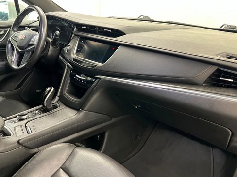 Used 2020 Cadillac XT5 Premium Luxury image 25