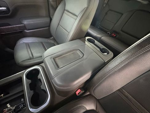 Used 2019 GMC Sierra 1500 Denali w/ Technology Package AWD/4WD image 40