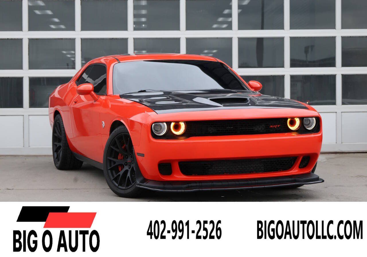 Used 2016 Dodge Challenger SRT Hellcat RWD image 1