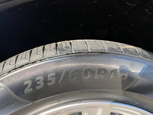 Used 2023 Honda CR-V EX-L image 11