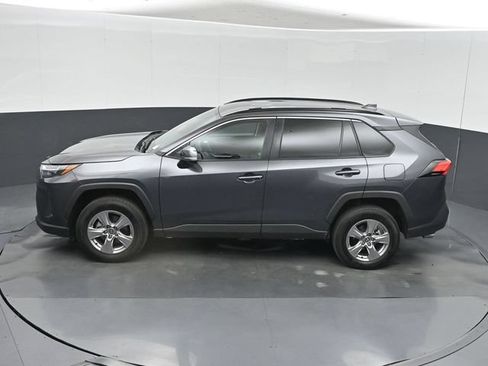 Used 2025 Toyota RAV4 XLE AWD/4WD image 41