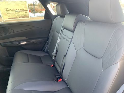 New 2026 Lexus RX 350h image 9