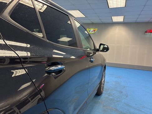 Used 2023 Buick Encore GX Select w/ Sport Touring Package image 6