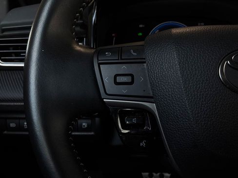 Used 2025 Toyota Camry SE FWD image 32