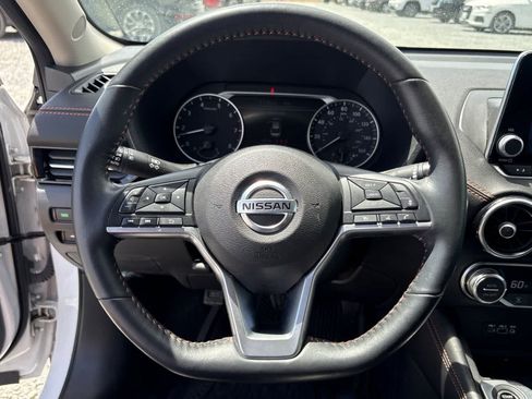 Used 2023 Nissan Sentra SR w/ SR Premium Package FWD image 23