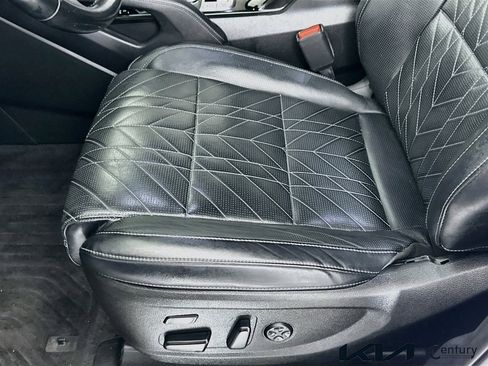 Certified 2023 Kia Telluride SX Prestige X-Line AWD/4WD image 19