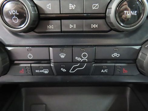 Used 2023 Ford F250 XLT w/ XLT Premium Package AWD/4WD image 71