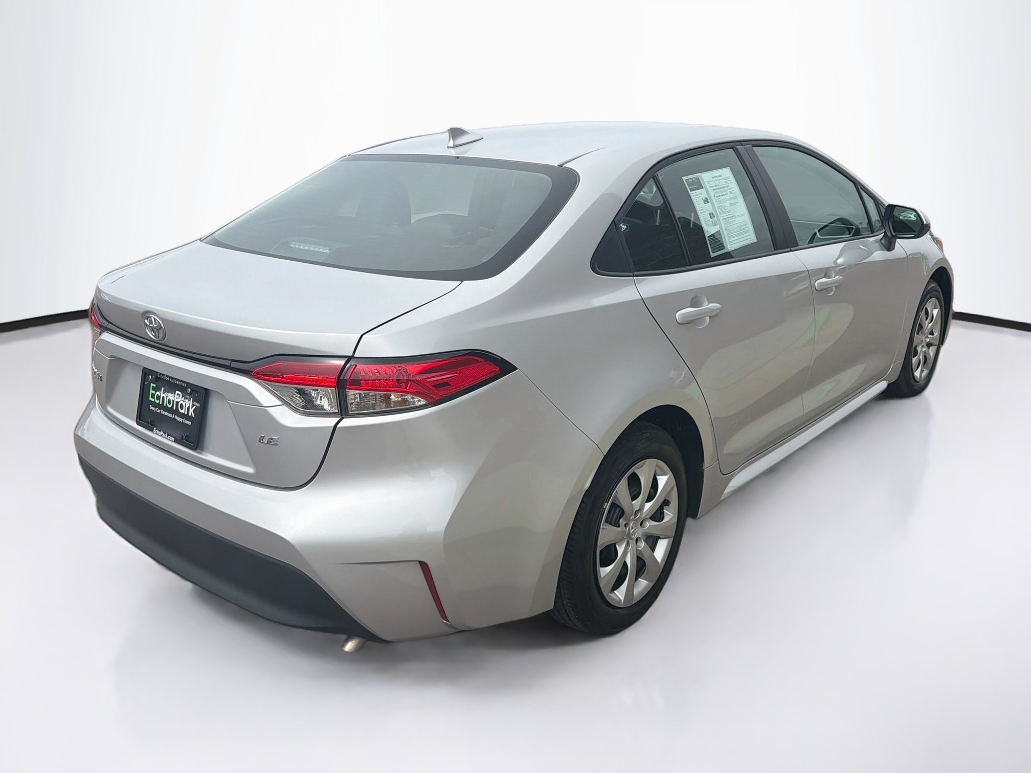 Used 2026 Toyota Corolla LE FWD image 9