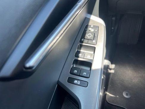 Used 2022 Kia EV6 Wind AWD/4WD image 13