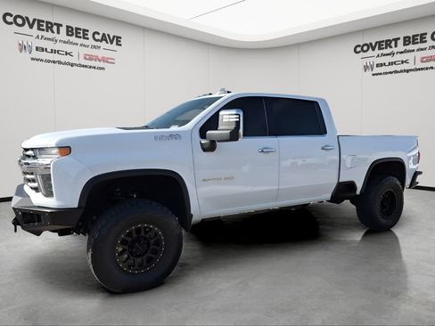 Used 2020 Chevrolet Silverado 2500 High Country w/ Z71 Off-Road Package image 4