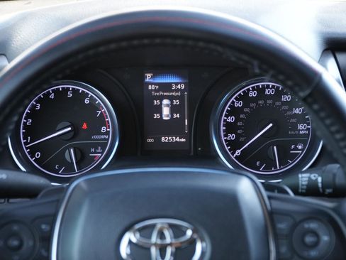 Used 2020 Toyota Camry SE image 22