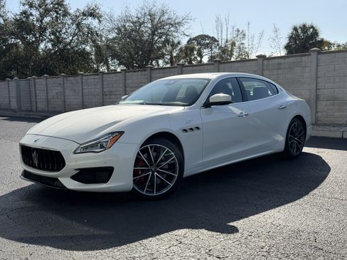 Used 2022 Maserati Quattroporte GT image 1