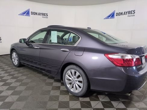 Used 2015 Honda Accord Touring image 3