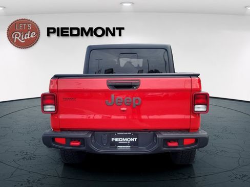 Certified 2023 Jeep Gladiator Rubicon image 8