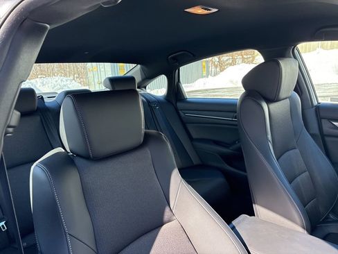 Used 2022 Honda Accord Sport image 28
