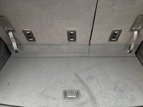 New 2026 Chevrolet Tahoe LS image 15