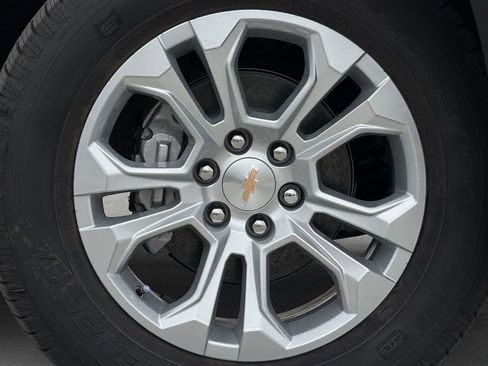 New 2026 Chevrolet Silverado 1500 LTZ RWD image 9