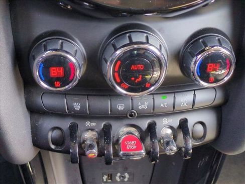 Used 2016 MINI Cooper S image 15