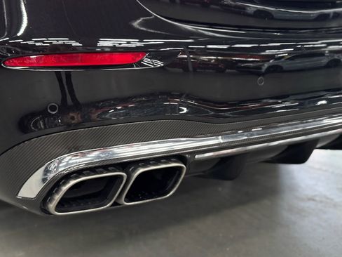 Used 2024 Mercedes-Benz S 63 AMG S w/ Carbon Fiber Exterior Package image 13