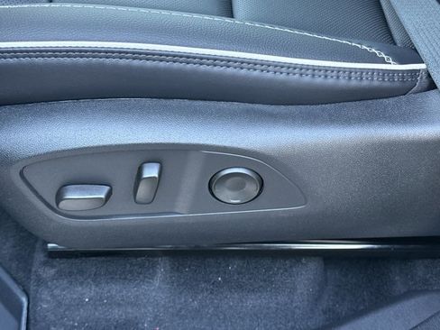 New 2026 GMC Acadia Denali w/ Super Cruise Package image 17