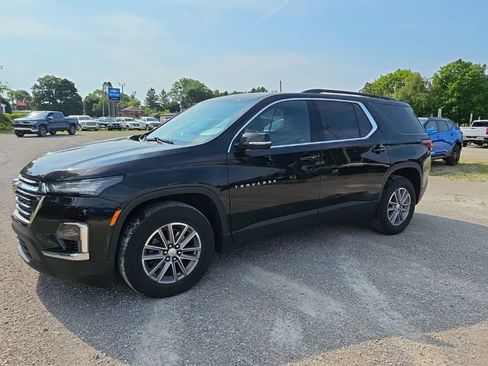 Used 2024 Chevrolet Traverse LT w/ LPO, Floor Liner Package AWD/4WD image 2