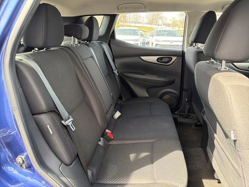 Used 2022 Nissan Rogue Sport S image 47