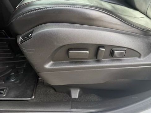 Used 2012 Chevrolet Equinox LTZ image 17