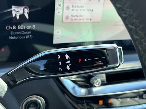 New 2025 Cadillac Lyriq Luxury image 25