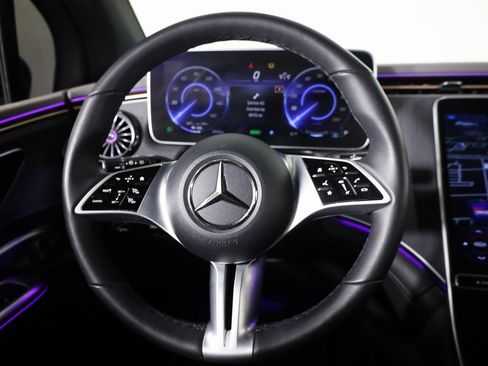 Used 2023 Mercedes-Benz EQE 500 4MATIC SUV image 41