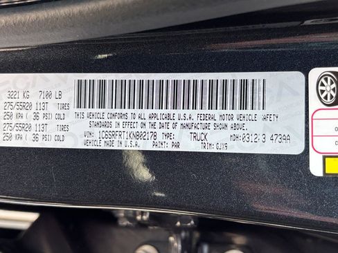 Used 2019 RAM 1500 Laramie AWD/4WD image 37