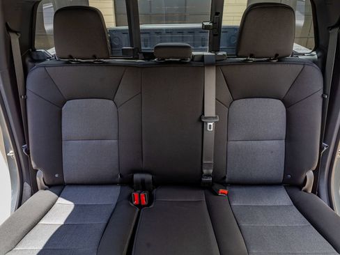Used 2025 Chevrolet Colorado Trail Boss AWD/4WD image 35