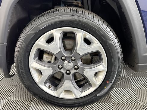 Used 2018 Jeep Compass Limited w/ Navigation Group image 36