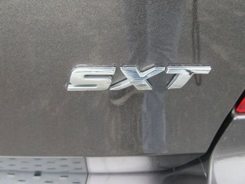 Used 2020 Dodge Grand Caravan SXT FWD image 10