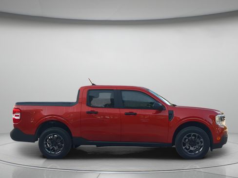 Certified 2024 Ford Maverick XLT FWD image 39