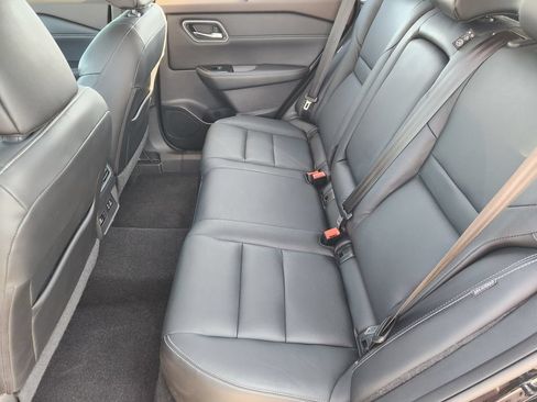 Used 2021 Nissan Rogue SL FWD image 20