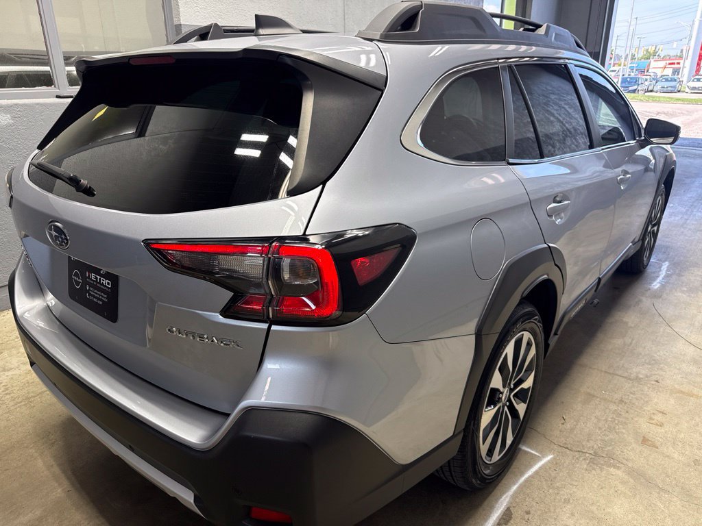 Used 2024 Subaru Outback Limited AWD/4WD image 6