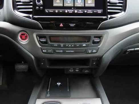 New 2025 Honda Ridgeline RTL image 18