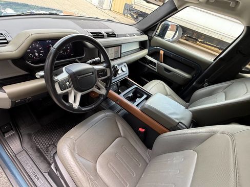 Used 2020 Land Rover Defender 110 SE image 26