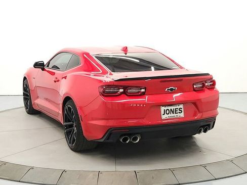 Used 2020 Chevrolet Camaro LT w/ Black Appearance Package RWD image 5