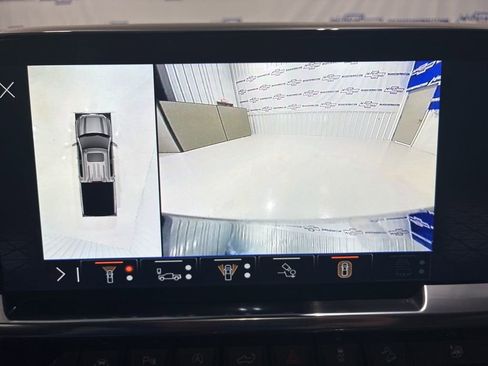 Used 2024 GMC Sierra 1500 SLT w/ SLT Premium Plus Package image 35