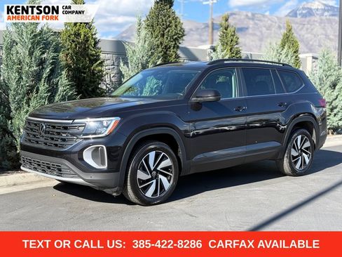 Used 2025 Volkswagen Atlas SE AWD/4WD image 1