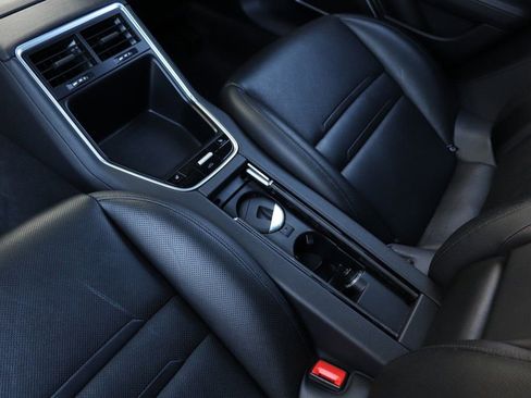 Used 2018 Porsche Panamera 4S w/ Premium Package Plus AWD/4WD image 66