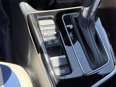 Used 2025 Acura ADX A-Spec FWD image 37