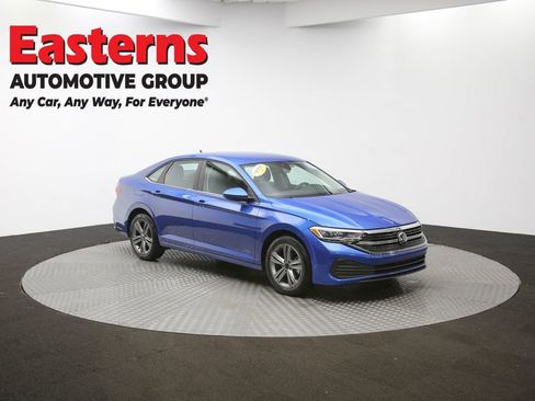 Used 2024 Volkswagen Jetta SE image 46