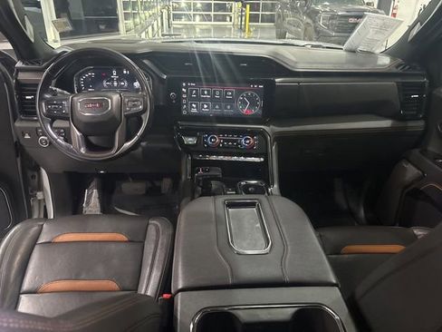 Used 2022 GMC Sierra 1500 AT4 w/ Technology Package AWD/4WD image 31