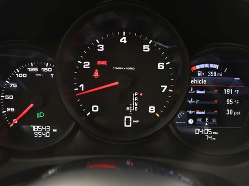 Used 2020 Porsche Macan AWD/4WD image 19