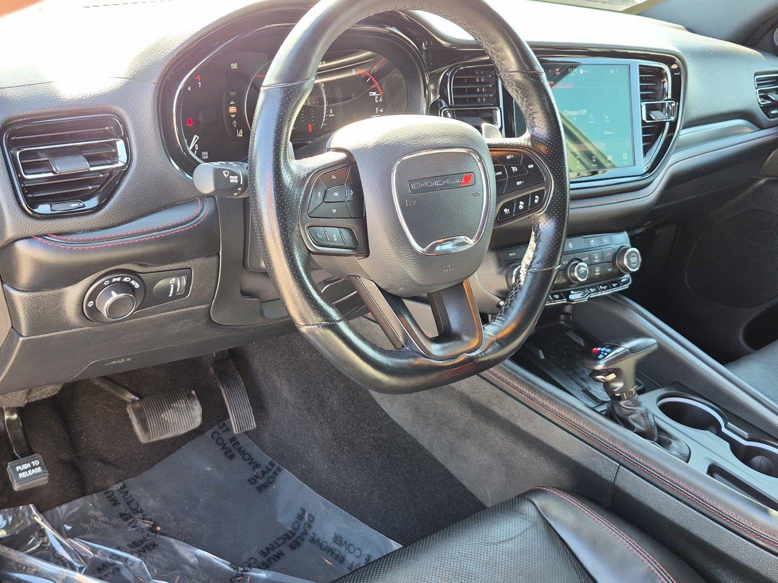 Used 2025 Dodge Durango GT AWD/4WD image 17